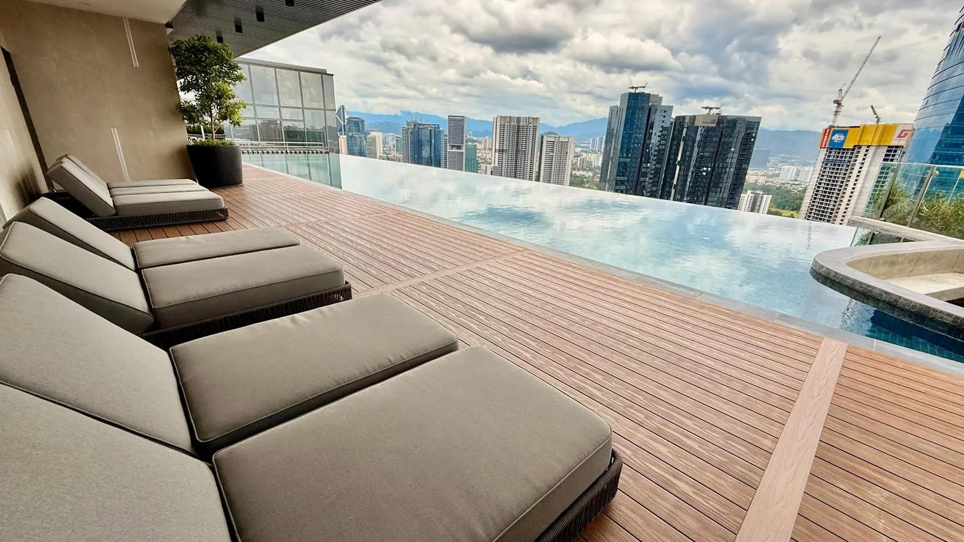 Core Residence By Trx Suites Kuala Lumpur